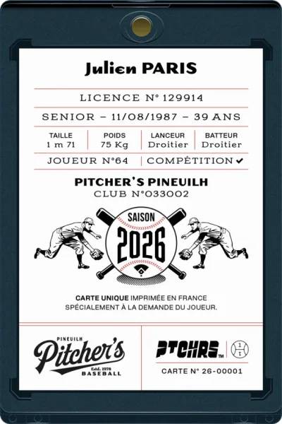 Verso de la carte de Julien Paris — stats